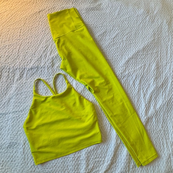 Old Navy Neon Yellow Active Powersoft Activewear Legging & Sports Bra Set - Picture 8 of 10